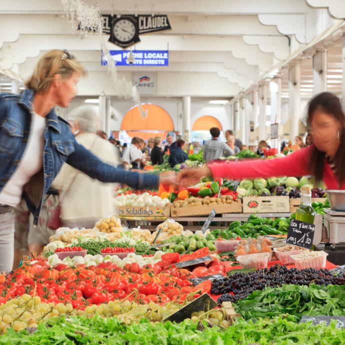 Les 5 marchés provençaux incontournables de la Côte d'Azur
